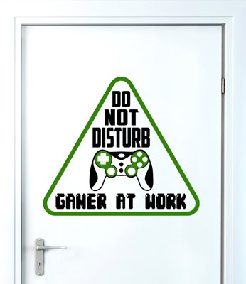 מדבקת קיר גיימר בעבודה Gamer