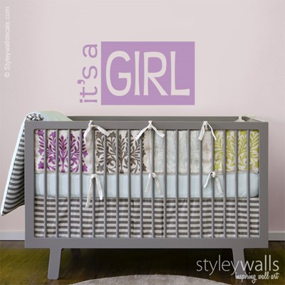 מדבקת קיר זאת בת It's a girl