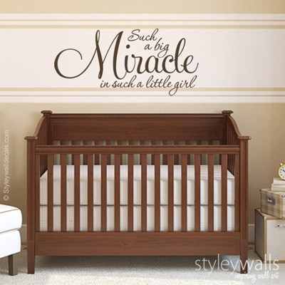 מדבקת קיר נס גדול Such a big Miracle girl