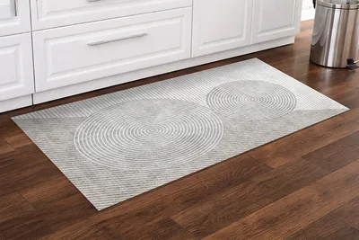 שטיח פי וי סי למטבח בעיצוב סקנדינבי עיגולים עם קווים