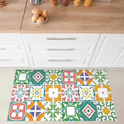 שטיח פי וי סי למטבח דוגמת פסיפס ספרדי בגווני ירוק כתום וכחול