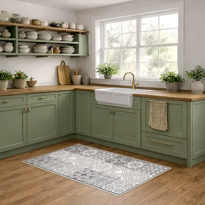 שטיח פי וי סי למטבח בעיצוב אריחים מרוקאים שחור לבן אפור