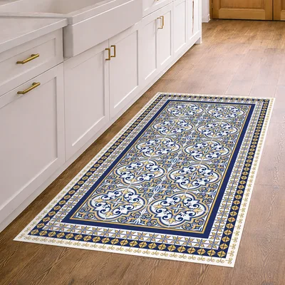 שטיח פי וי סי למטבח דוגמת פסיפס אזולז’ו כחול עם מסגרת דקורטיבית