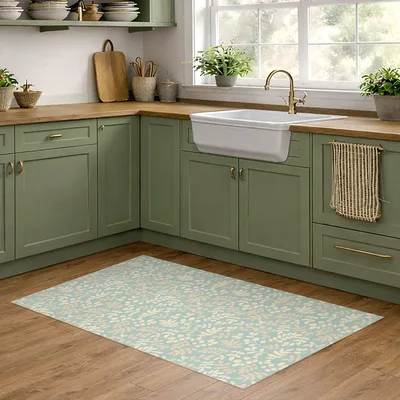 שטיח PVC למטבח בעיצוב עלים פסטל בגוון מנטה עדין