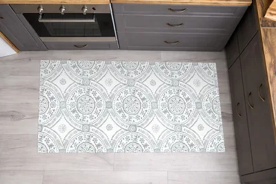 שטיח פי וי סי מעוצב למטבח – אריחים עגולים בסגנון קלאסי