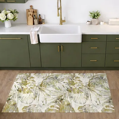 שטיח PVC מעוצב למטבח דוגמת עלי דקל ופרחים טרופיים