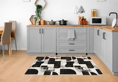 שטיח פי וי סי בעיצוב מודרני שחור לבן