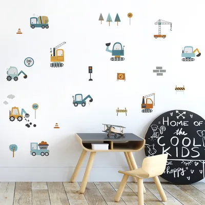מדבקות קיר כלי עבודה וטרקטורים – עיצוב חדר ילדים בנים