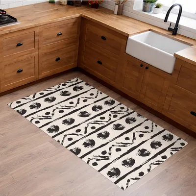 שטיח פי וי סי למטבח דוגמת קווים ונקודות בסגנון סקנדינבי