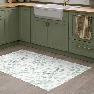 שטיח PVC למטבח – עלי אקליפטוס בגוונים ירוקים